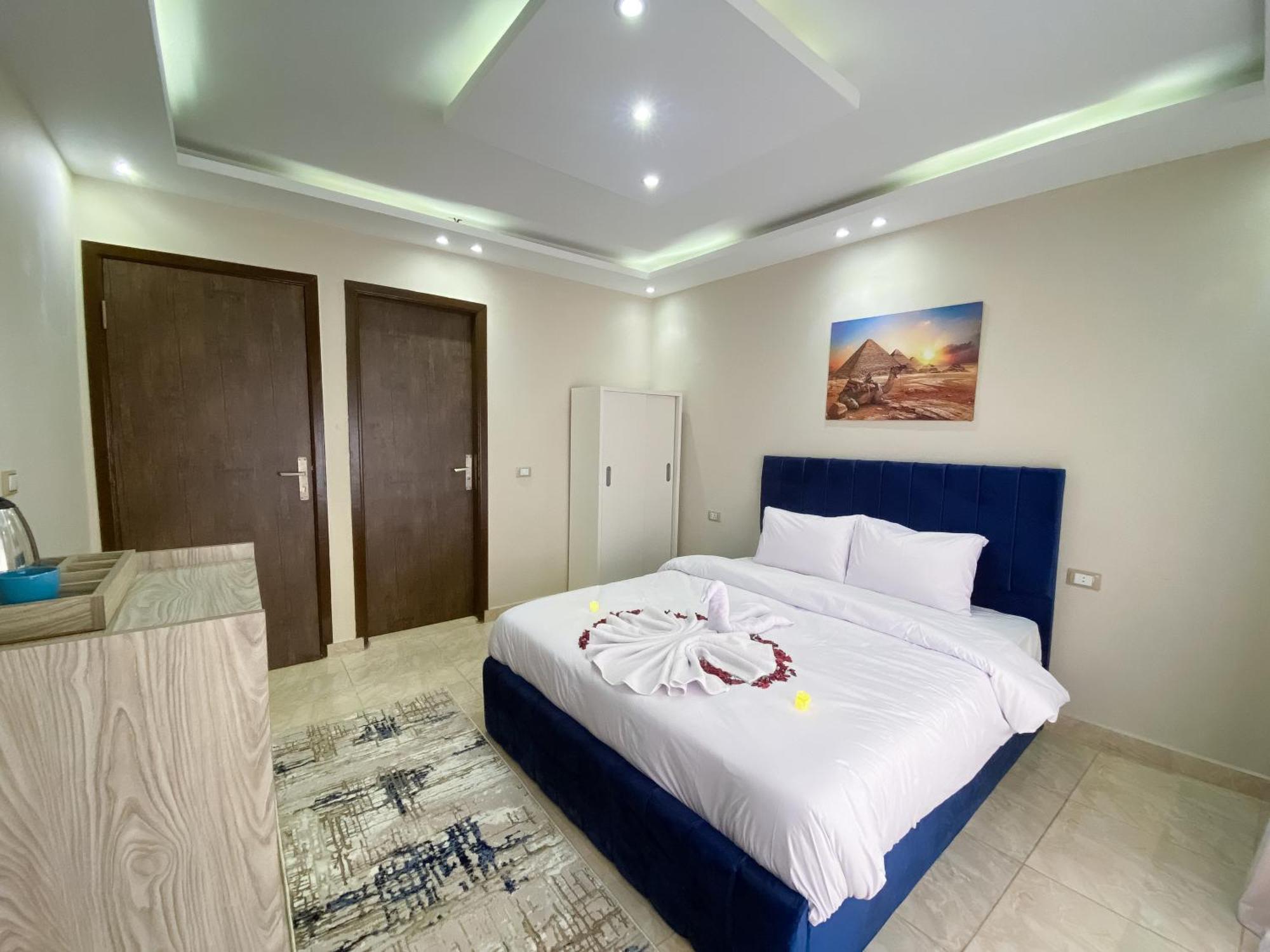 Young Pharaoh View Inn Le Caire Extérieur photo